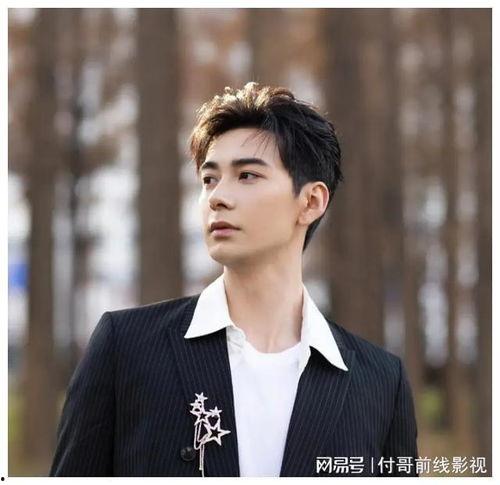 娱乐吃瓜君视频陈星旭,与初恋脸小花张婧仪因戏生情，深夜密会引热议