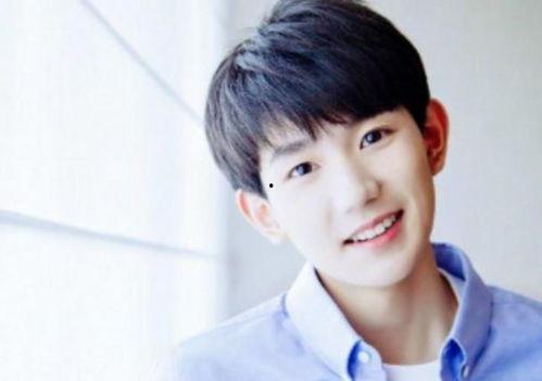 娱乐吃瓜君李宏毅,娱乐吃瓜界的风云人物