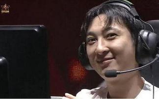 小哇吃瓜娱乐博主微博,揭秘娱乐圈幕后故事，带你领略明星真实一面”