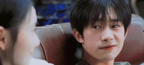 娱乐吃瓜爆料易烊千玺,娱乐圈的神秘瓜王，揭秘他的吃瓜传奇